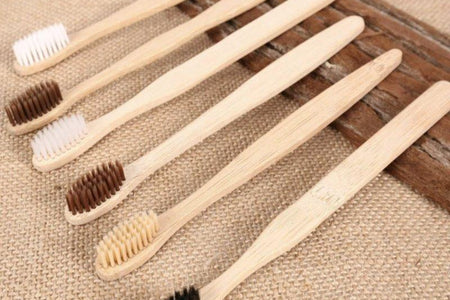 Utiliser une brosse à dents en bambou : l'alternative à la brosse à dent en plastique